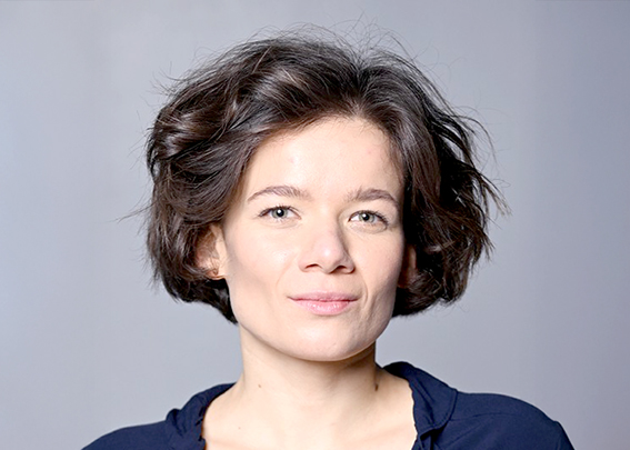 Das Bild zeigt die Workshop-Leiterin.