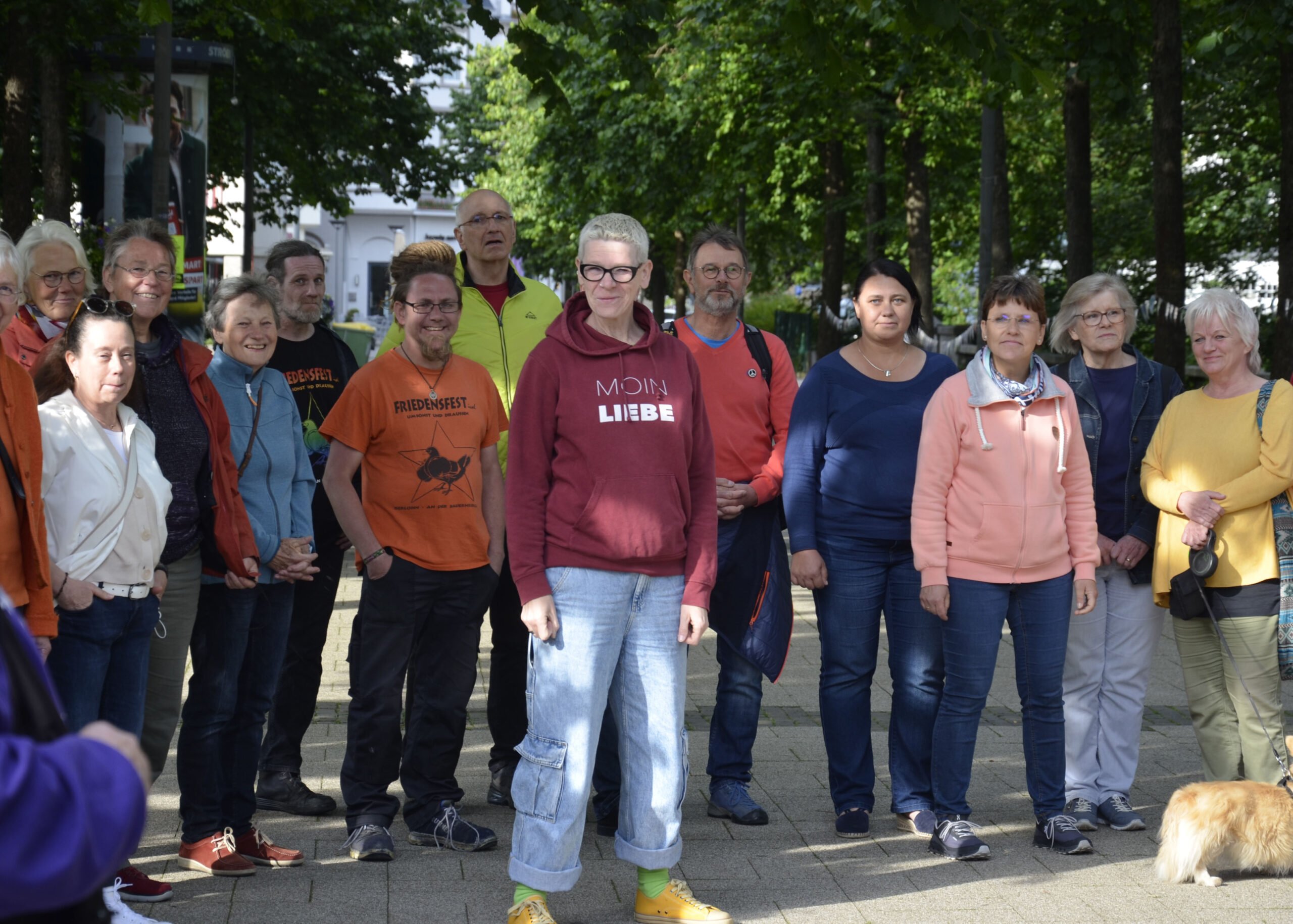 Auf dem Foto ist der Friedenschor zu sehen.